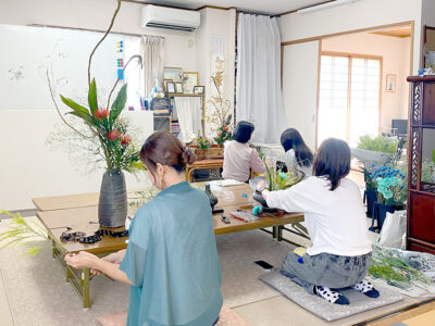 いけばな体験レッスン (いけばな天流華陽会)